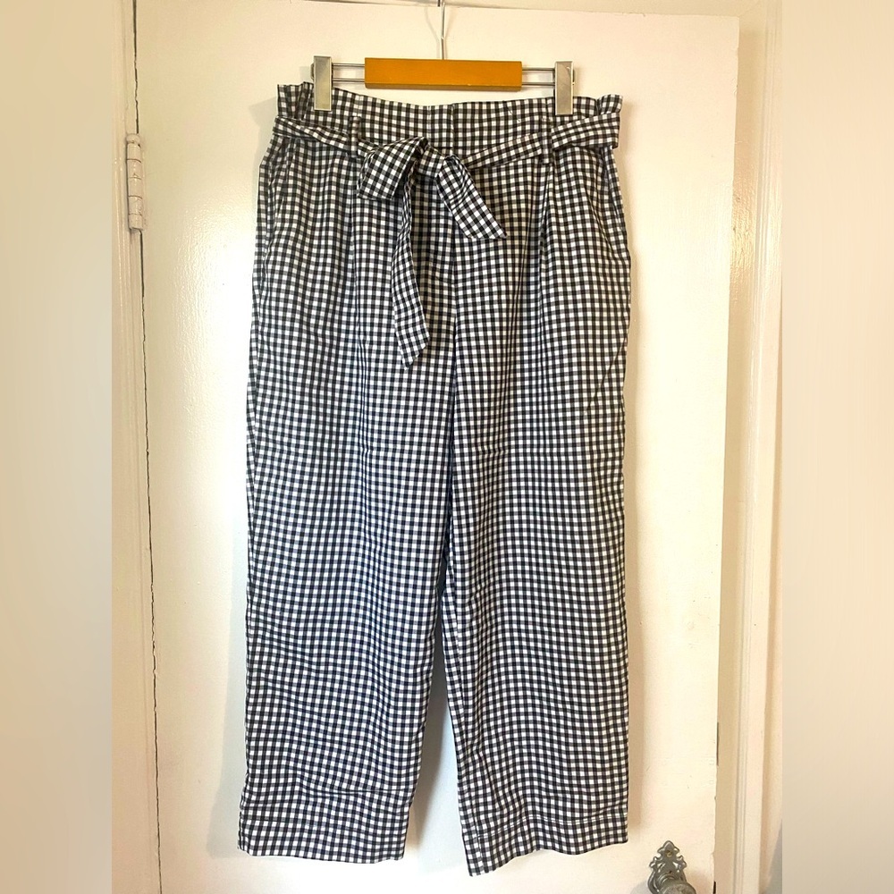Black Plaid Gingham Cropped Trousers